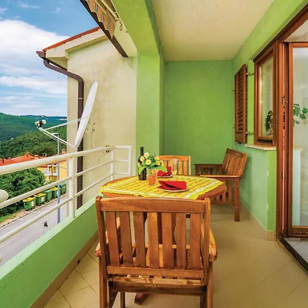 2 Bedroom Gorgeous In * Rabac
